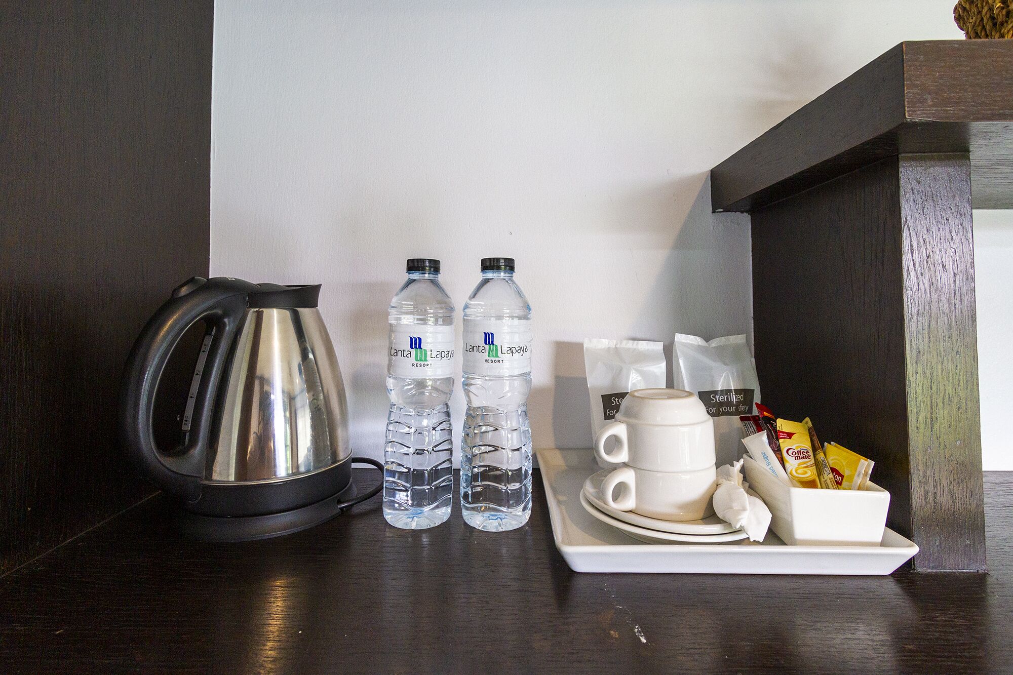 luxury villa, 1 king bed | room amenity