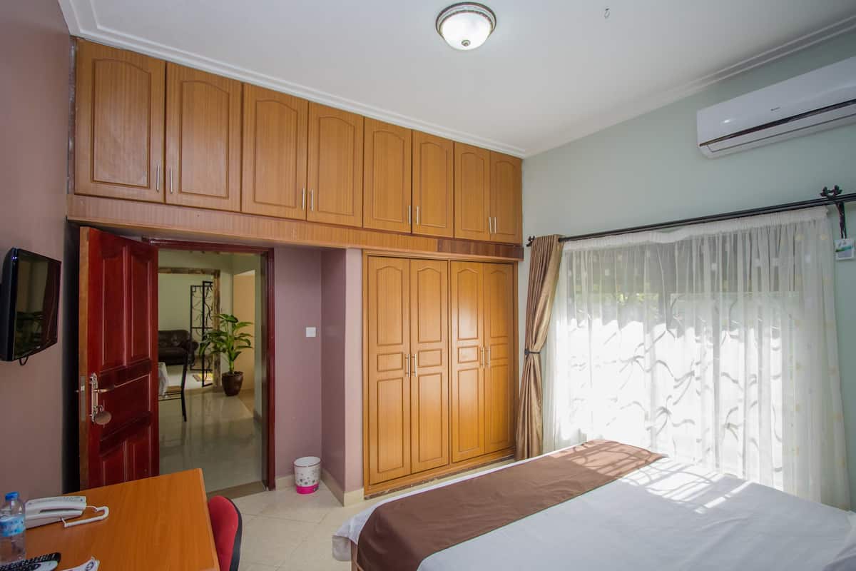 1 bedroom, soundproofing, free wifi, bed sheets