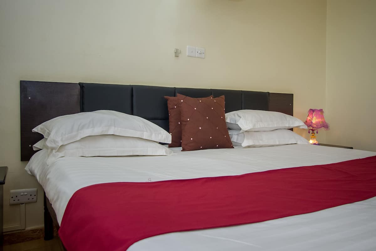 1 bedroom, soundproofing, free wifi, bed sheets