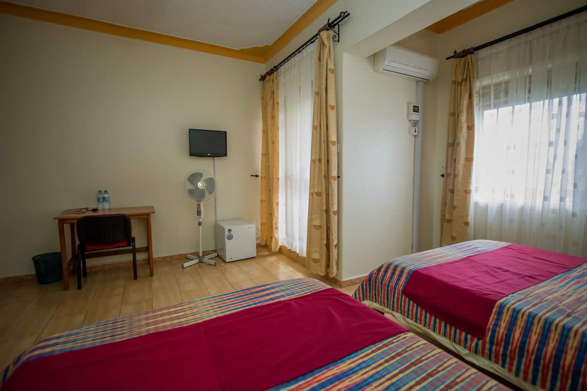 Superior Twin Room | 1 bilik tidur, kalis bunyi, Wi-fi percuma, cadar katil