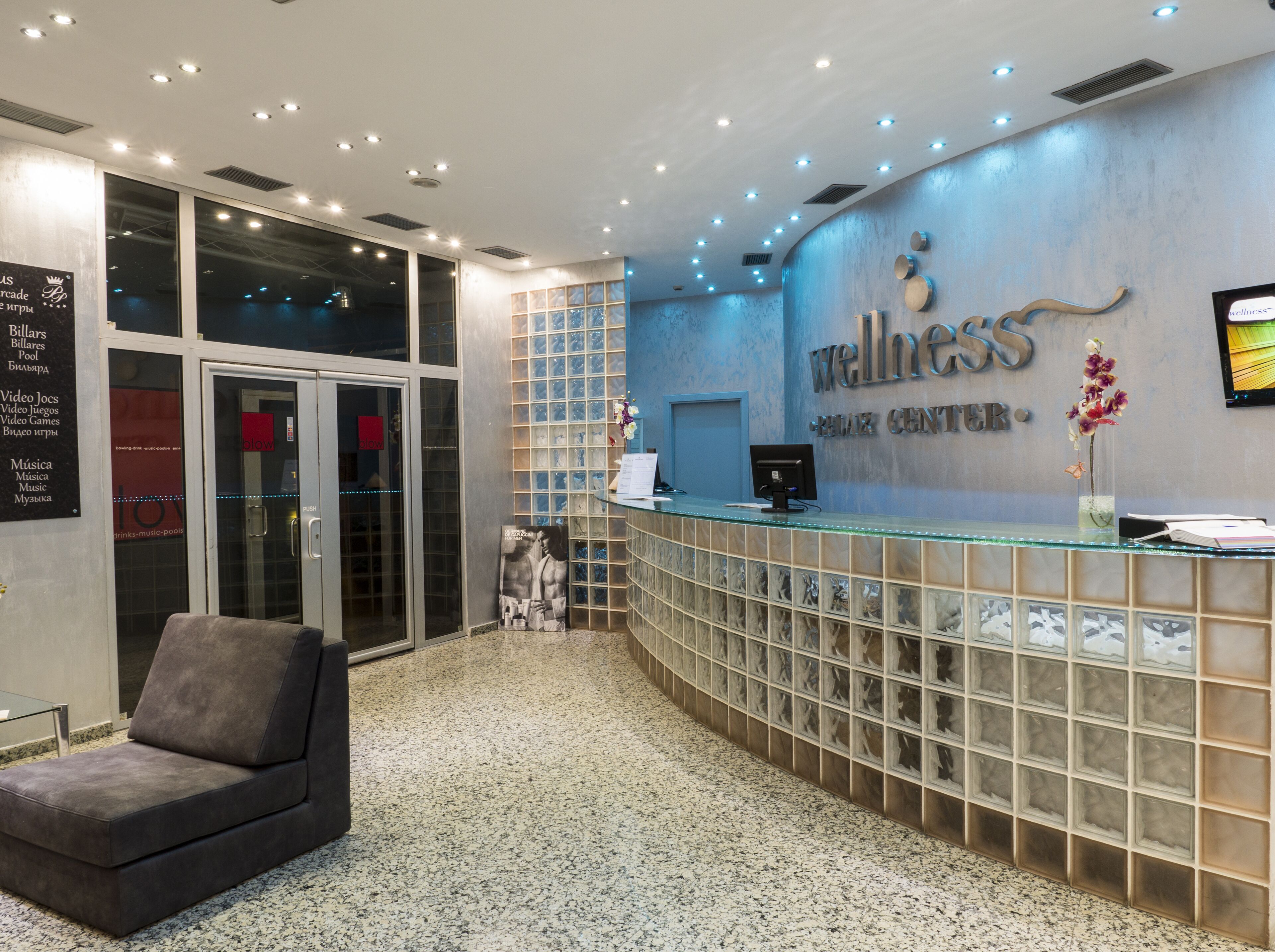 couples treatment room(s), turkish bath/hammam, body treatments