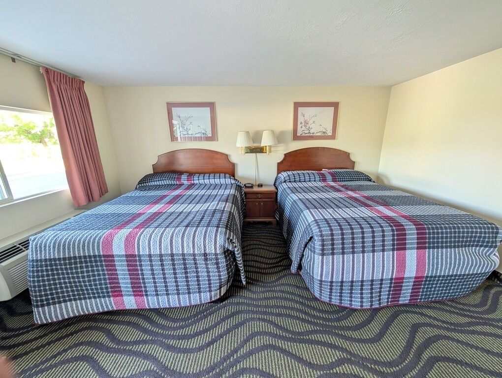 Queen room with Two Queen Beds | Tempur-Pedic beds, desk, soundproofing, free WiFi