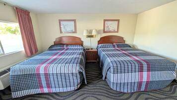 Queen room with Two Queen Beds | Tempur-Pedic beds, desk, soundproofing, free WiFi