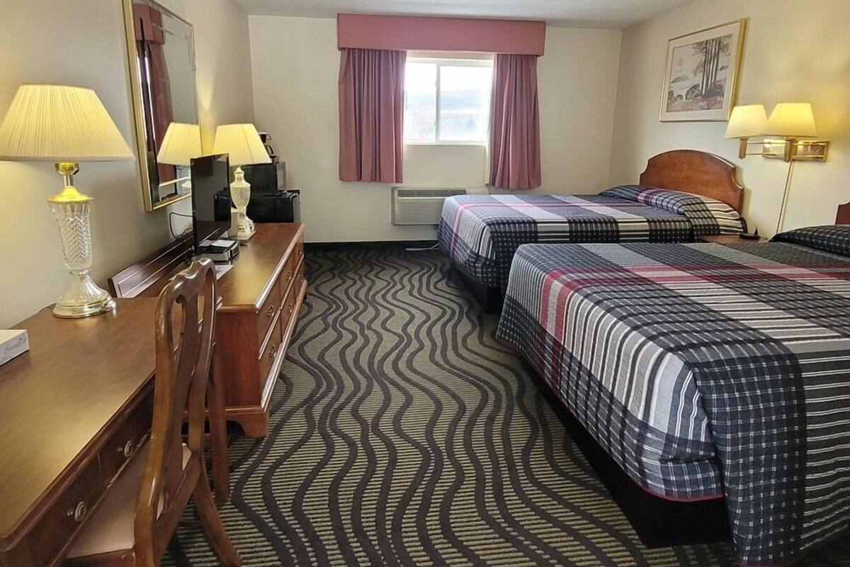 Queen room with Two Queen Beds