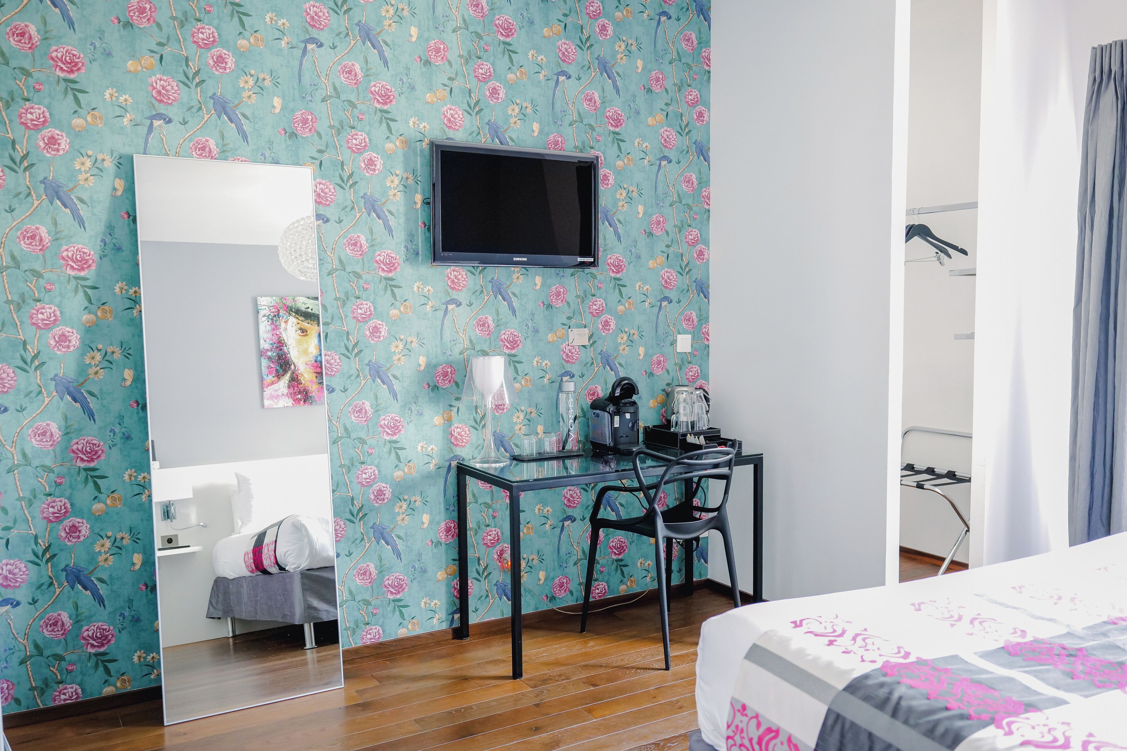 double or twin room (prestige) | premium bedding, select comfort beds, desk, laptop workspace