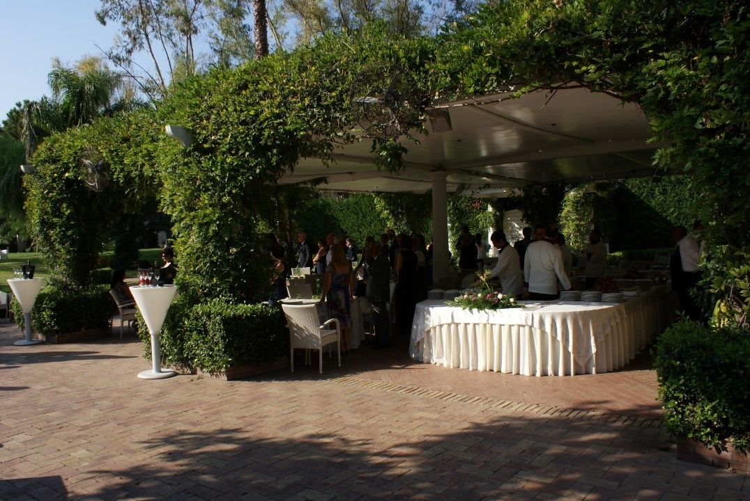 outdoor banquet area
