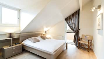Iron/ironing board, free cots/infant beds, rollaway beds, free WiFi