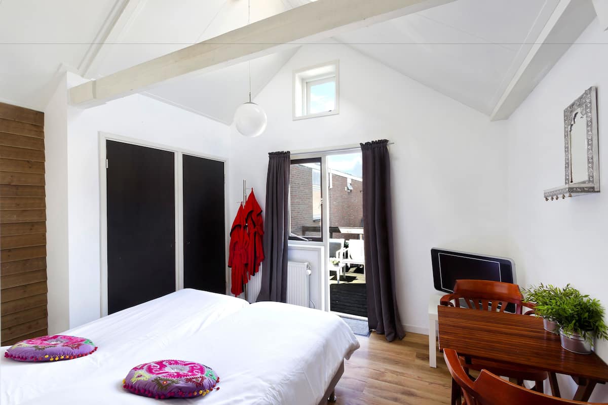 Zweibettzimmer (Molen van Piet) | Bügeleisen/Bügelbrett, kostenlose Babybetten, Zustellbetten