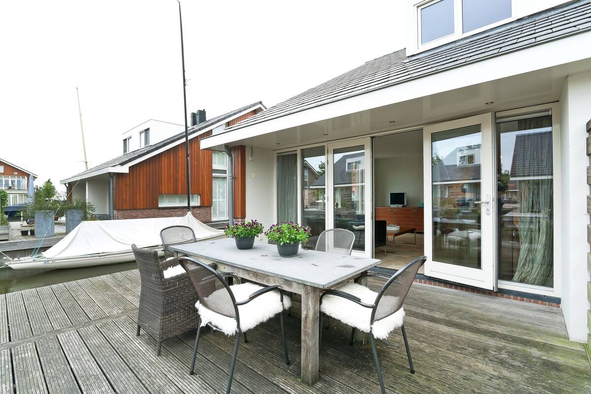 Boathouse | Terrace/patio