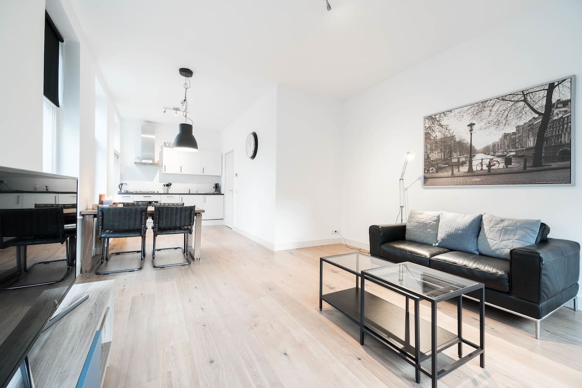 Deluxe Apartment, 1 Bedroom | Living area
