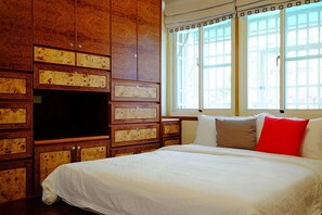 溫馨六人套房 | 獨特裝潢、書桌、免費搖籃/嬰兒床、免費無線上網