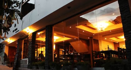 Inti Punku MachuPicchu Hotel & Suites