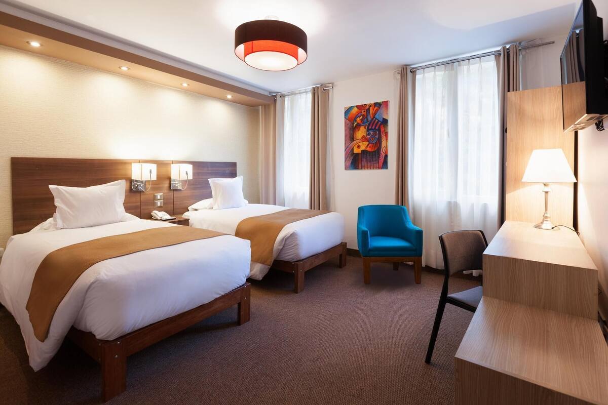 1 Schlafzimmer, hochwertige Bettwaren, Daunenbettdecken, Zimmersafe