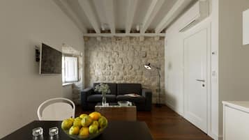 Lejlighed - 1 soveværelse - byudsigt | Stue | Fladskærms-tv