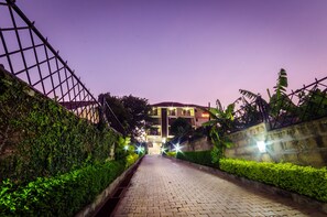 EntrĂ©e de lâhĂ©bergement