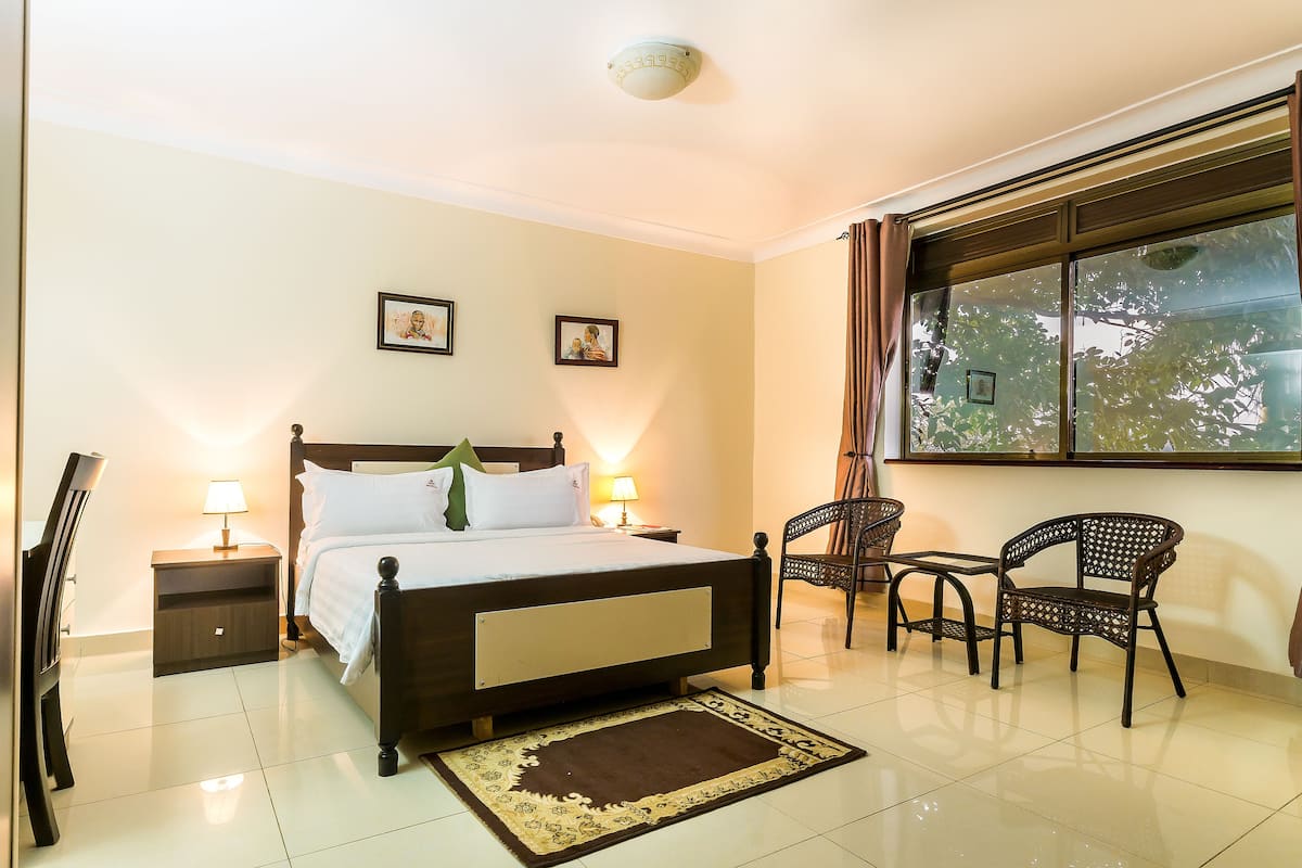 Suite, City View | 1 bedroom, premium bedding, in-room safe, desk