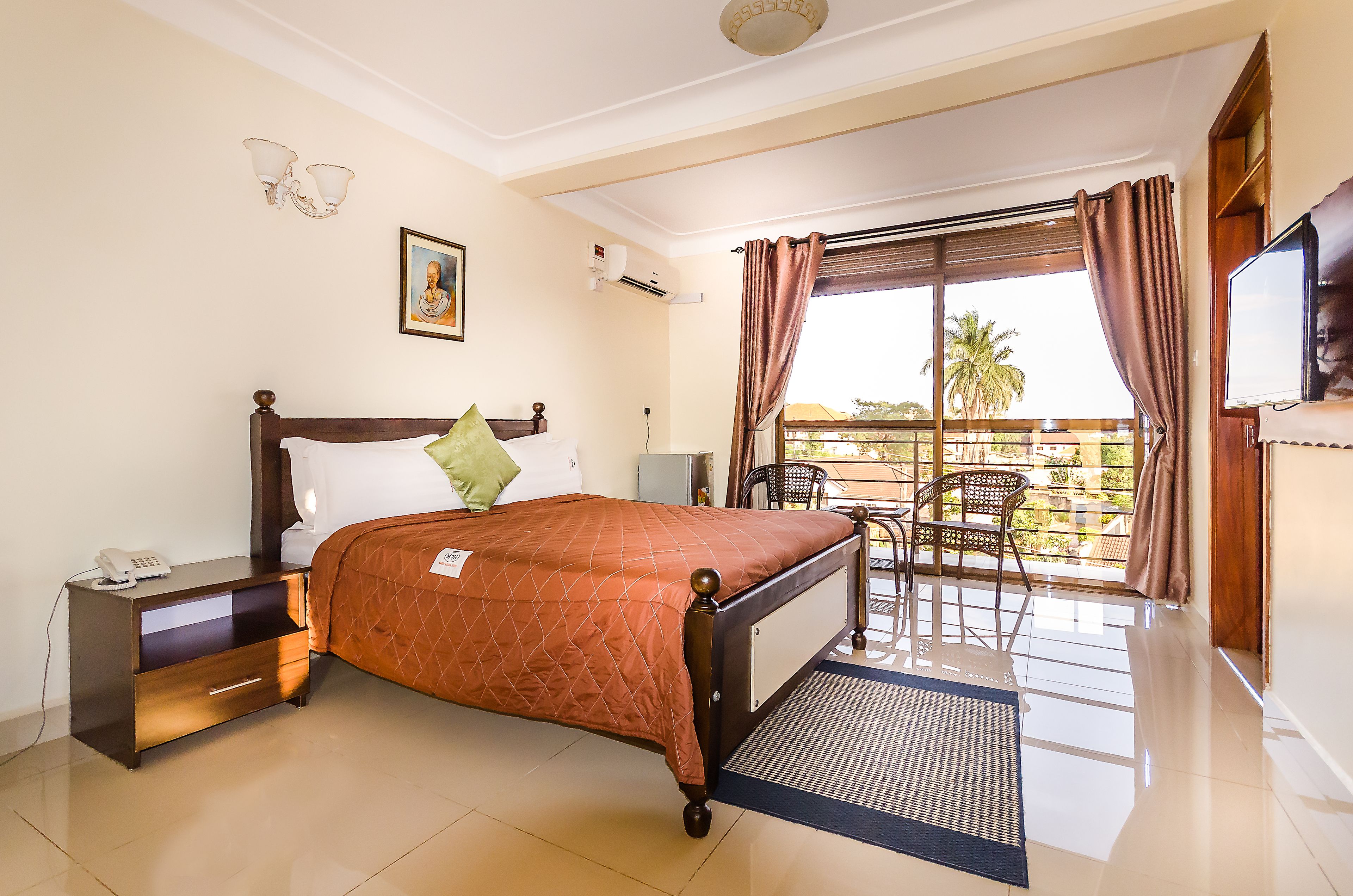 Deluxe Double Room, City View | 1 bedroom, premium bedding, in-room safe, desk
