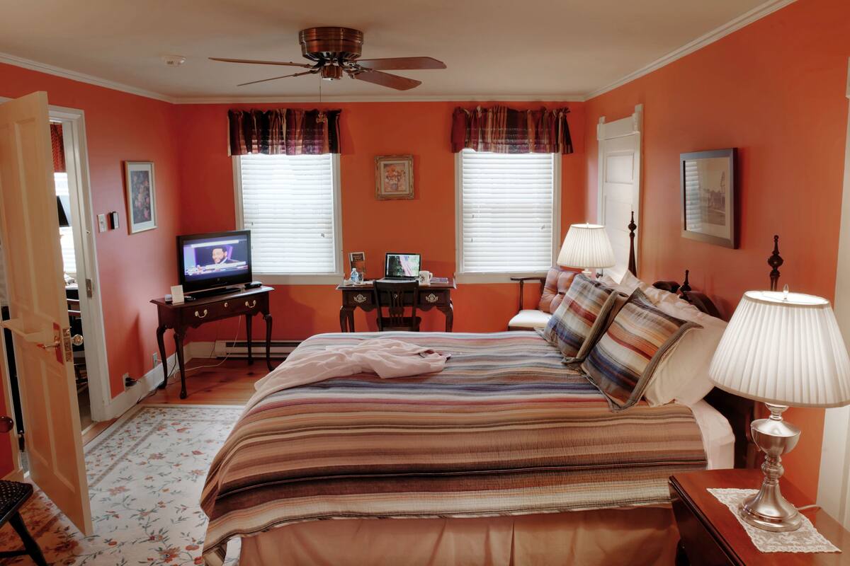 The Linden Hall Suite, 1 Queen Bed