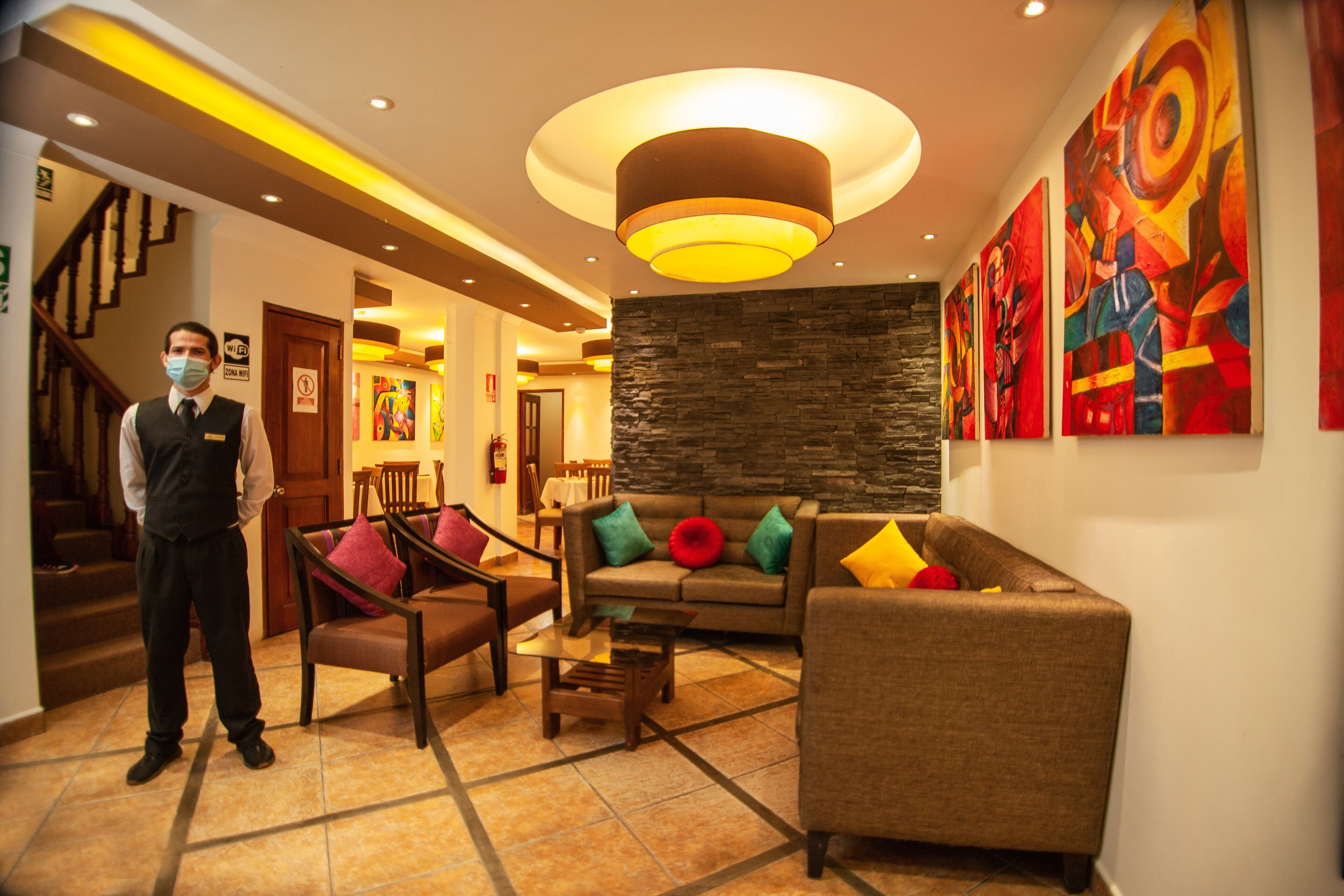 Photo - Intiwatana El Tambo