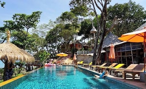 Pool - Coco Cape Lanta Resort (Ko Lanta)