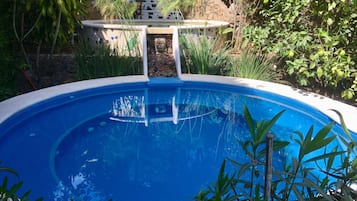 室外游泳池