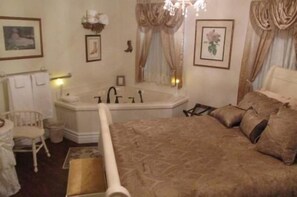 Romantic Room, 1 Queen Bed, Jetted Tub | Individually decorated, individually furnished, desk, free WiFi - The Lost Pearl (Madison)