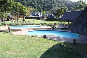 Outdoor pool - N'taba River Lodge (Port St Johns)