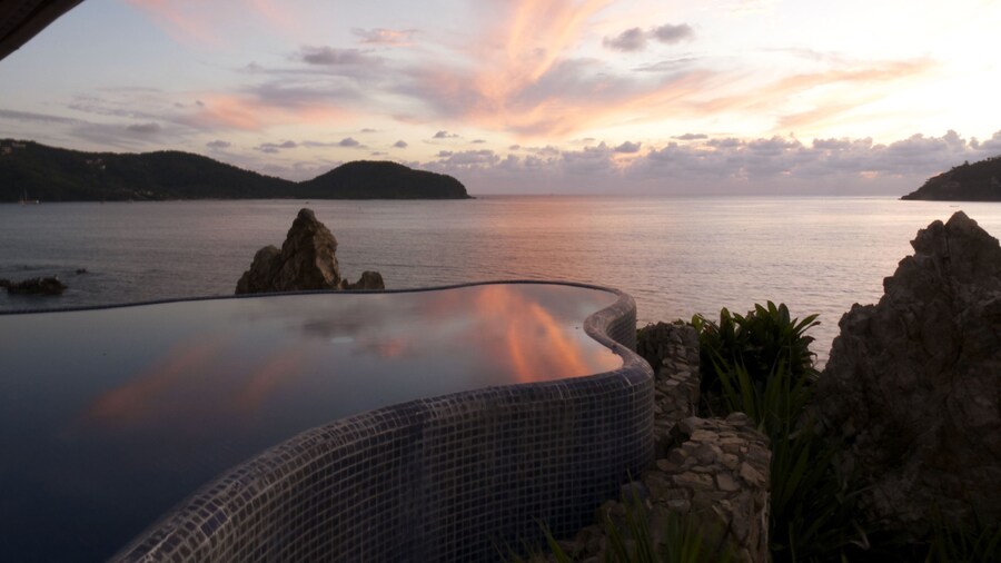 Villa El Murmullo by La Casa Que Canta