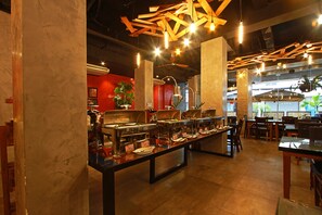 Frühstück, Mittagessen, Abendessen, asiatische Küche 