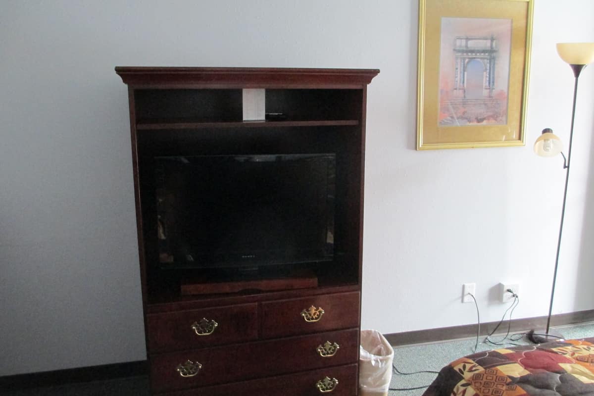 standard room, 2 queen beds | desk, blackout curtains, free wifi, bed sheets