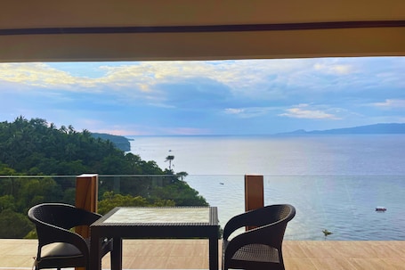 Junior Room | Terrace/patio