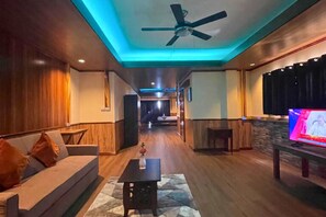 Premier suite | Lakens van Egyptisch katoen, luxe beddengoed, donsdekens