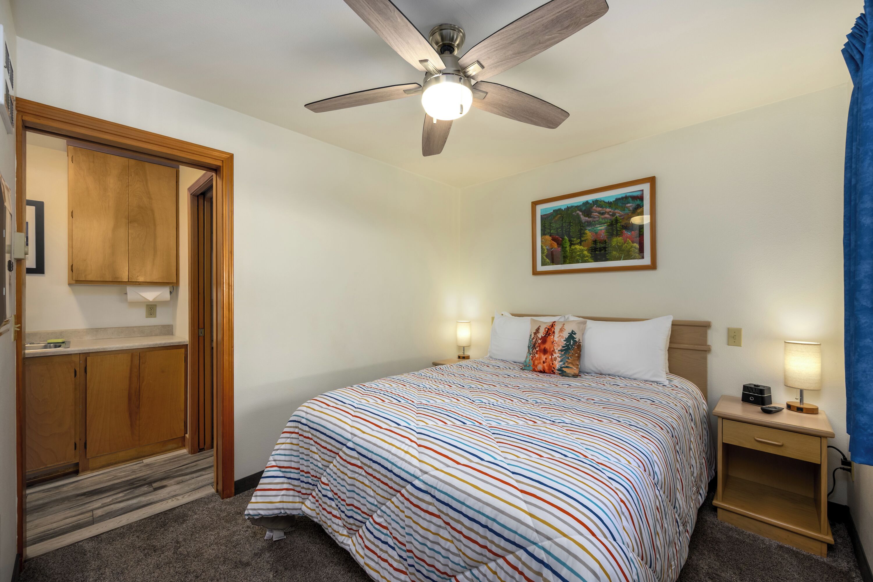 Apartemen Deluks, 2 Tempat Tidur Queen, dapur | 1 kamar tidur, gratis tempat tidur lipat/ekstra, dan Wi-Fi gratis