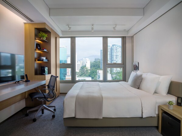 Habitación empresarial, 1 cama King size | Ropa de cama hipoalergénica y edredón 