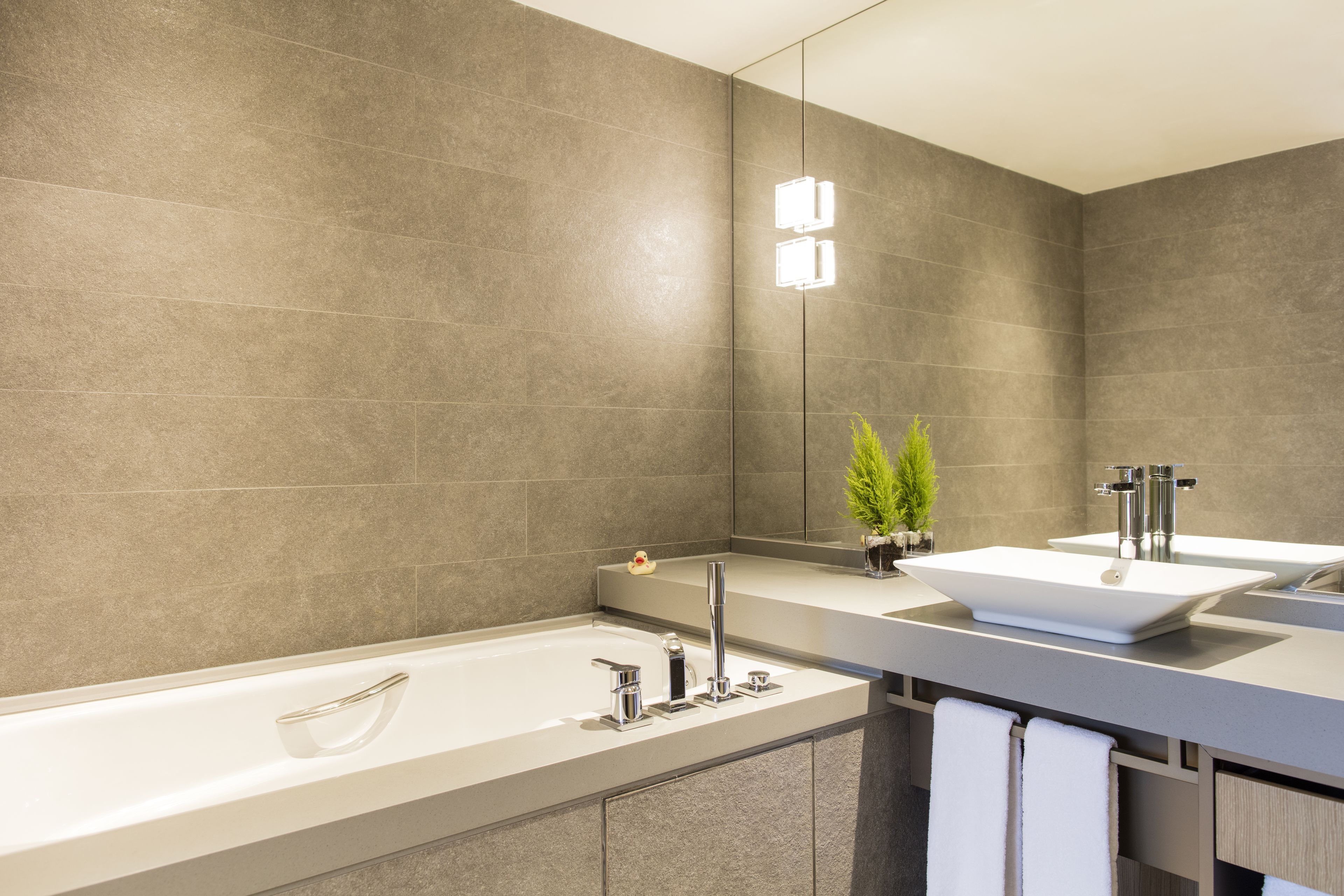 premium suite | 1 bedroom, hypo-allergenic bedding, down duvets, in-room safe