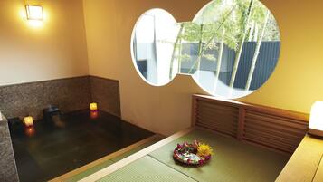 Yurin Villa, Modern Japanese Style, Twin Room With Private Indoor Hot Spring (Check-in by 6PM) | Bathroom | Separate tub and shower, spring water tub, free toiletries, hair dryer