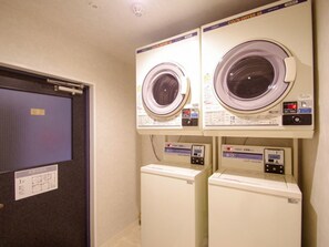 Laundry room - HOTEL LiVEMAX BUDGET Kawasaki Daishi (Kawasaki)