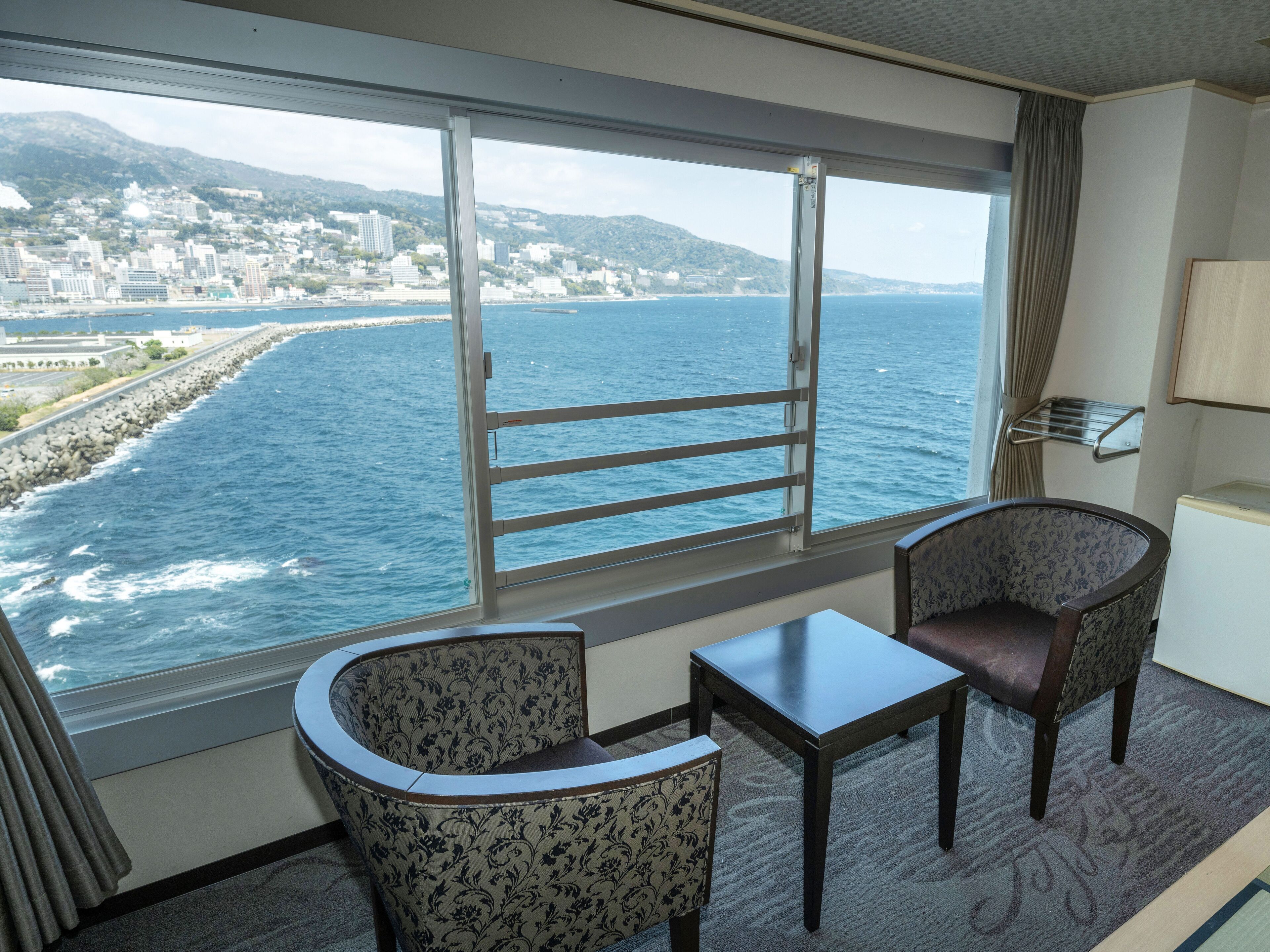 ocean japanese d (10tatami) (non-smoking) | 1 bedroom, in-room safe, desk, free wifi