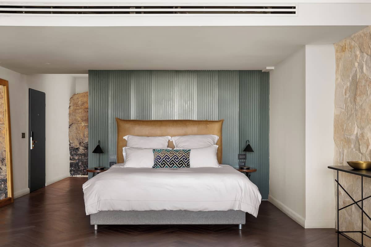 Exclusive Suite | 1 bedroom, minibar, in-room safe, blackout drapes