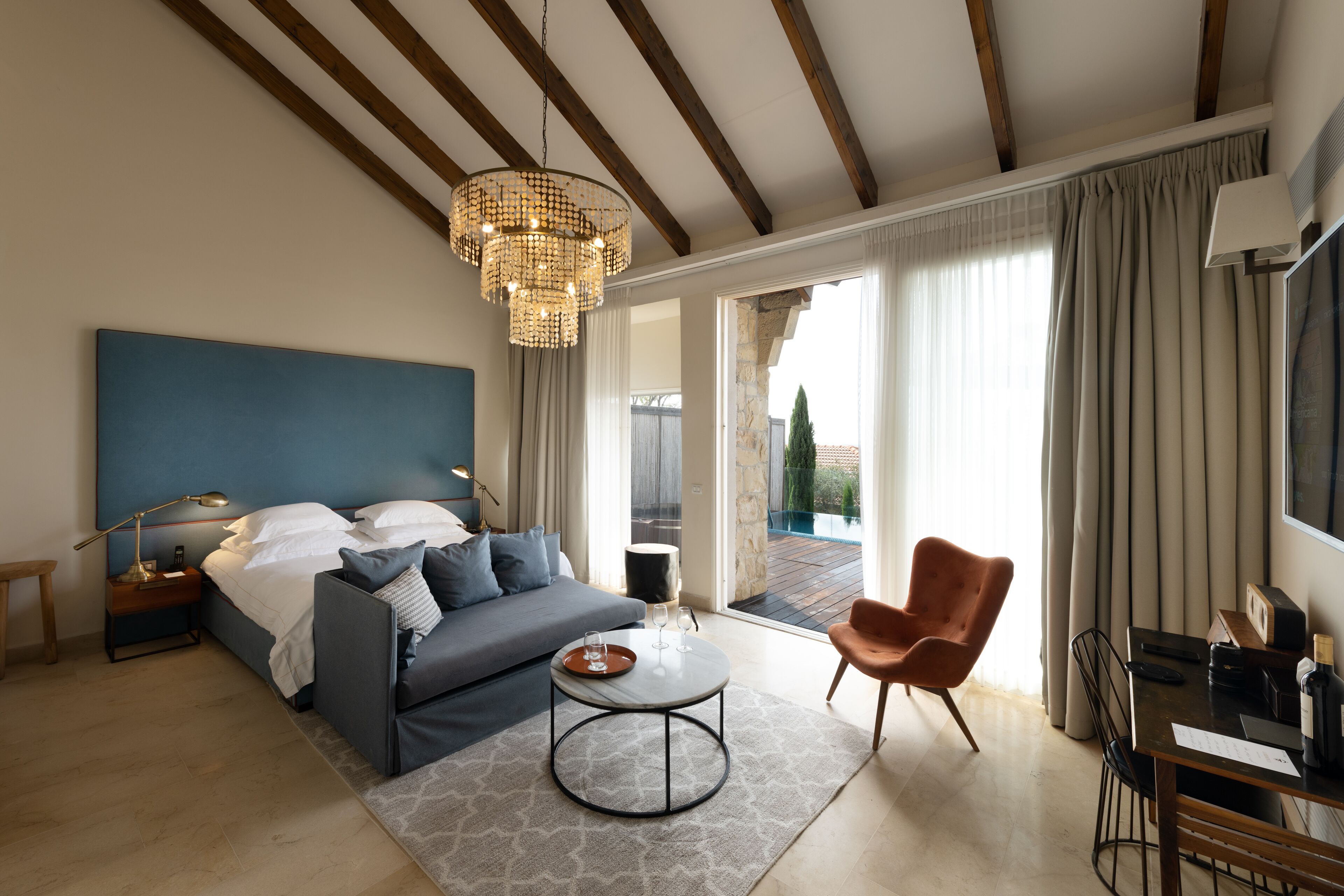 1 habitación, minibar y caja de seguridad en la habitación 