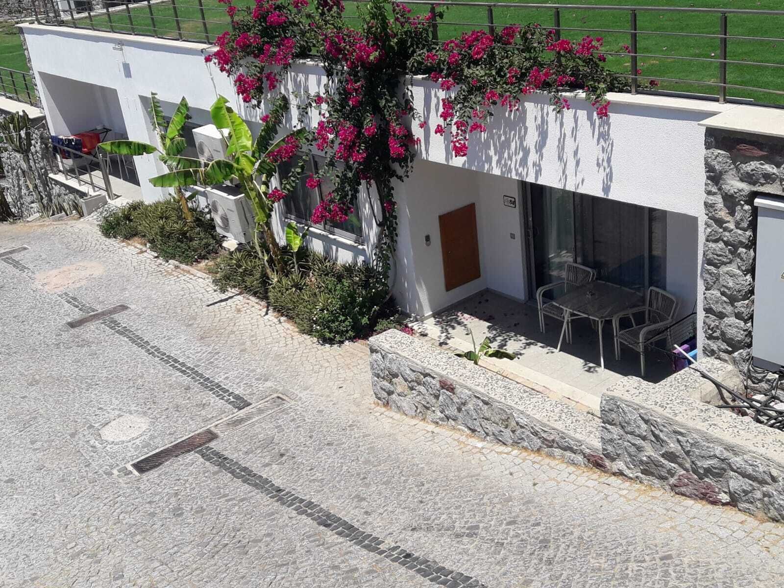 comfort apartment | terrace/patio