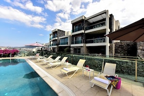 Seasonal outdoor pool
