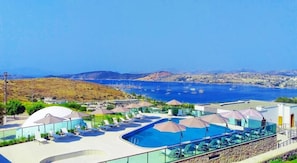 Vue depuis lâhĂ©bergement