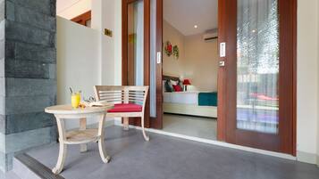Chambre Supérieure, accÚs piscine | Minibar, coffres-forts dans les chambres, bureau, Wi-Fi gratuit