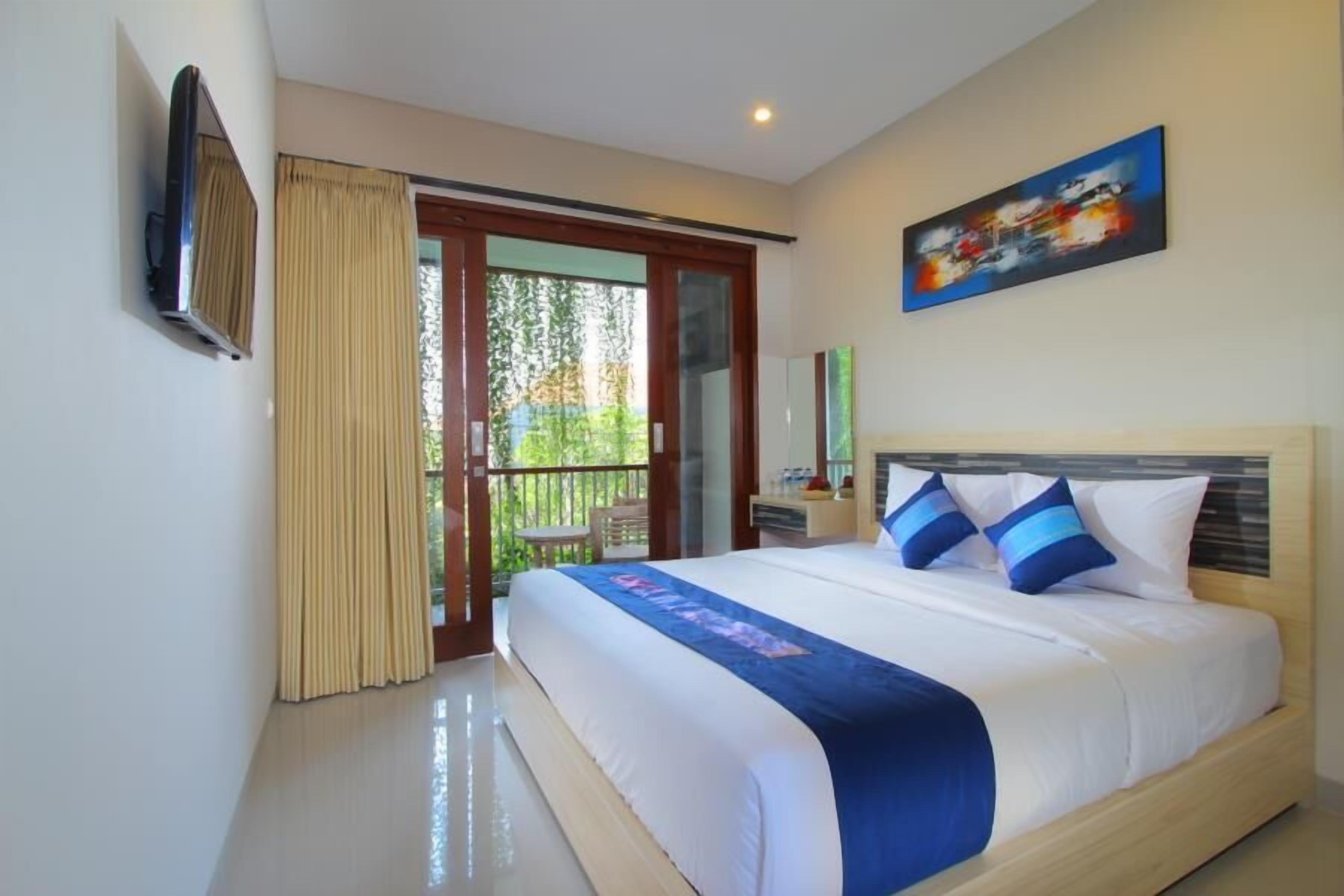 Minibar, värdeförvaringsskåp på rummet, skrivbord och gratis wi-fi