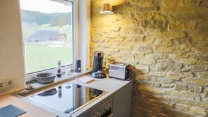 Coffee/tea maker, full-sized fridge, stovetop, dishwasher - Kuckucksnest Schwärzenbach (Titisee-Neustadt)