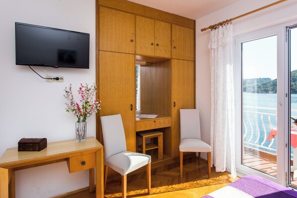 Apartment (Standard Two-Bedroom Apartment with S) | 6 Schlafzimmer, hochwertige Bettwaren, kostenloses WLAN, Bettwäsche
