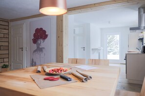 Apartment, 4 Bedrooms (Maisonette) | Living room | 101-cm flat-screen TV with cable channels, TV