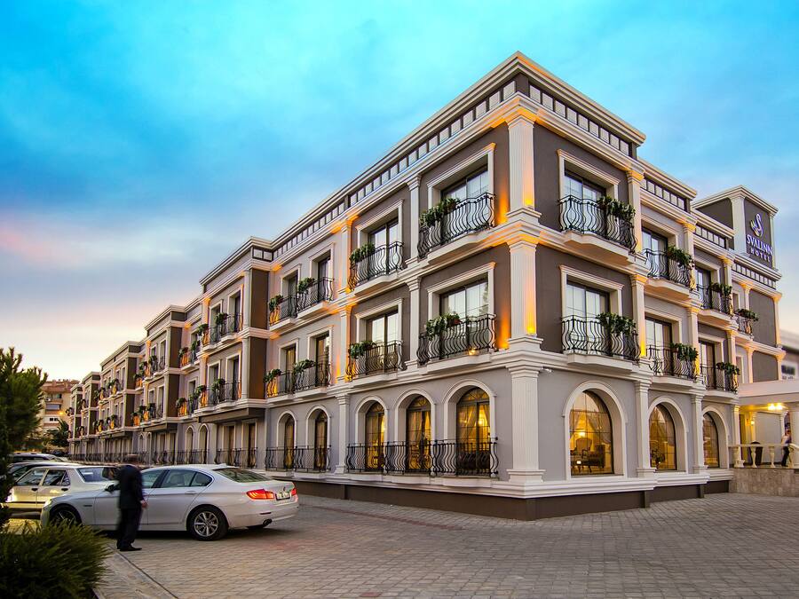 Façade de l’hébergement - soirée/nuit