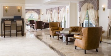 Sala de estar en el lobby
